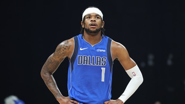 Dallas Mavs' Jaden Hardy in between plays.